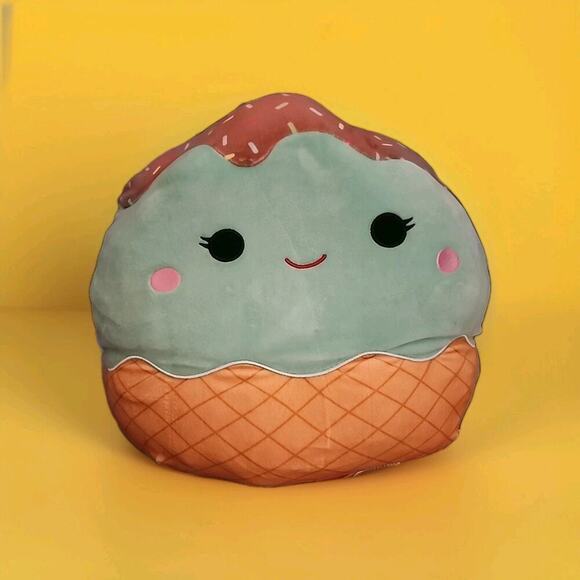Squishmallows Maya the Mint Ice Cream 16” Excellent Condition - Picture 1 of 6